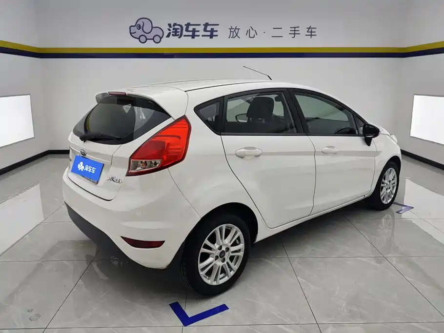 Ford Fiesta 2016 2013 Hatchback 1.5L Manual Trend