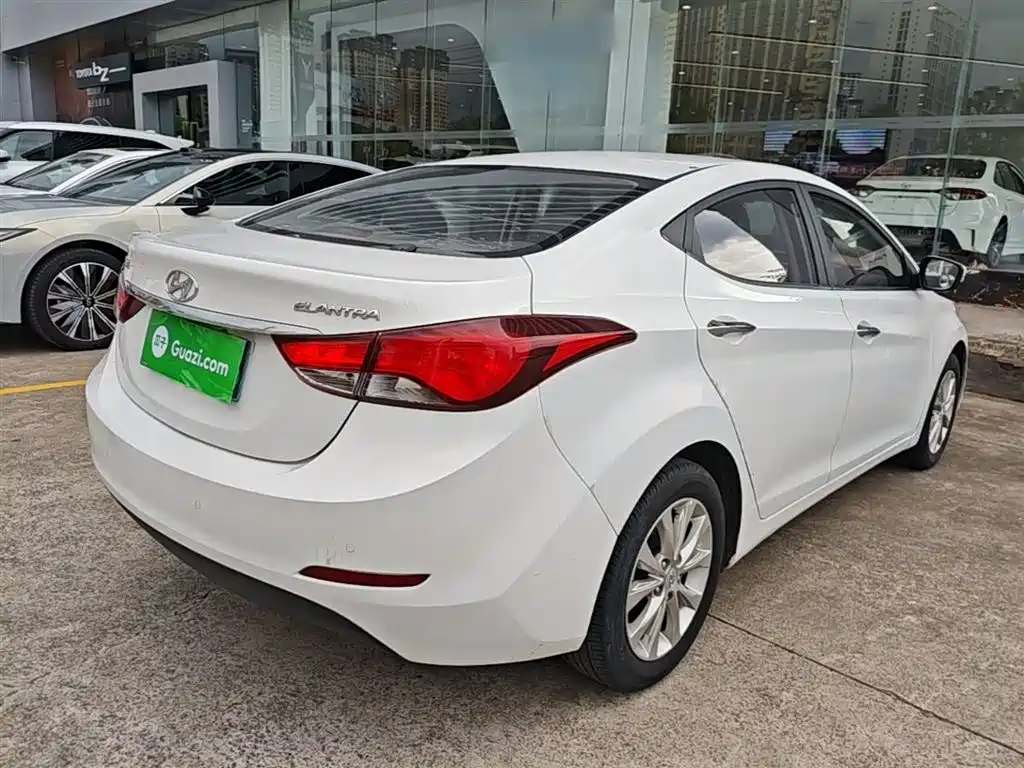 Hyundai Langdong 2016 1.6L Automatic Premium Edition фото 7