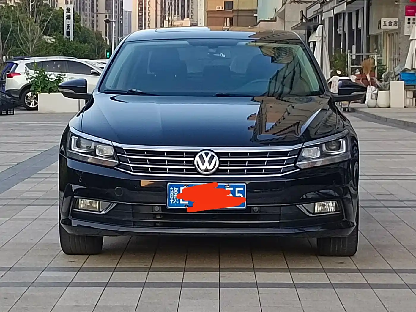 Volkswagen Passat 2017 330TSI DSG Prestige фото 2