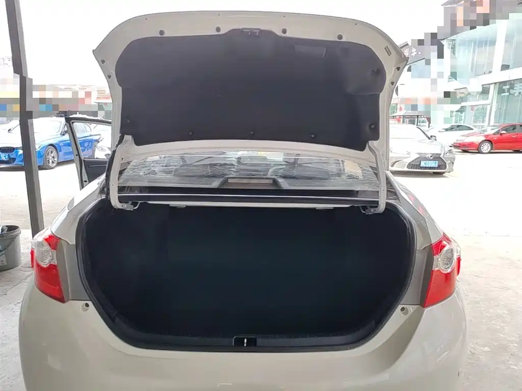 Toyota Levin 2016 1.6G CVT Elite Edition фото 19