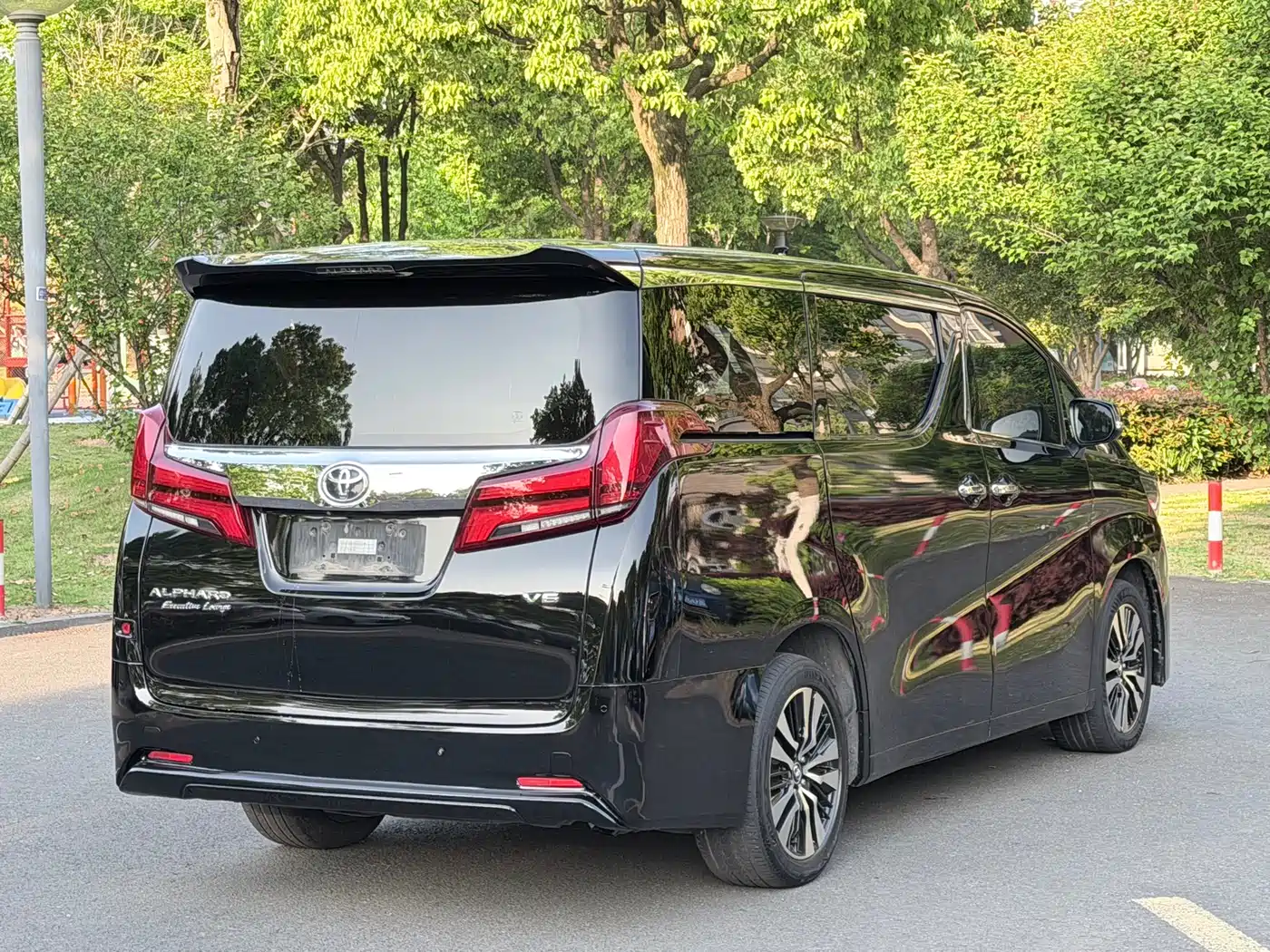 Toyota Alphard 2018 Facelift 3.5L Premium Edition фото 7