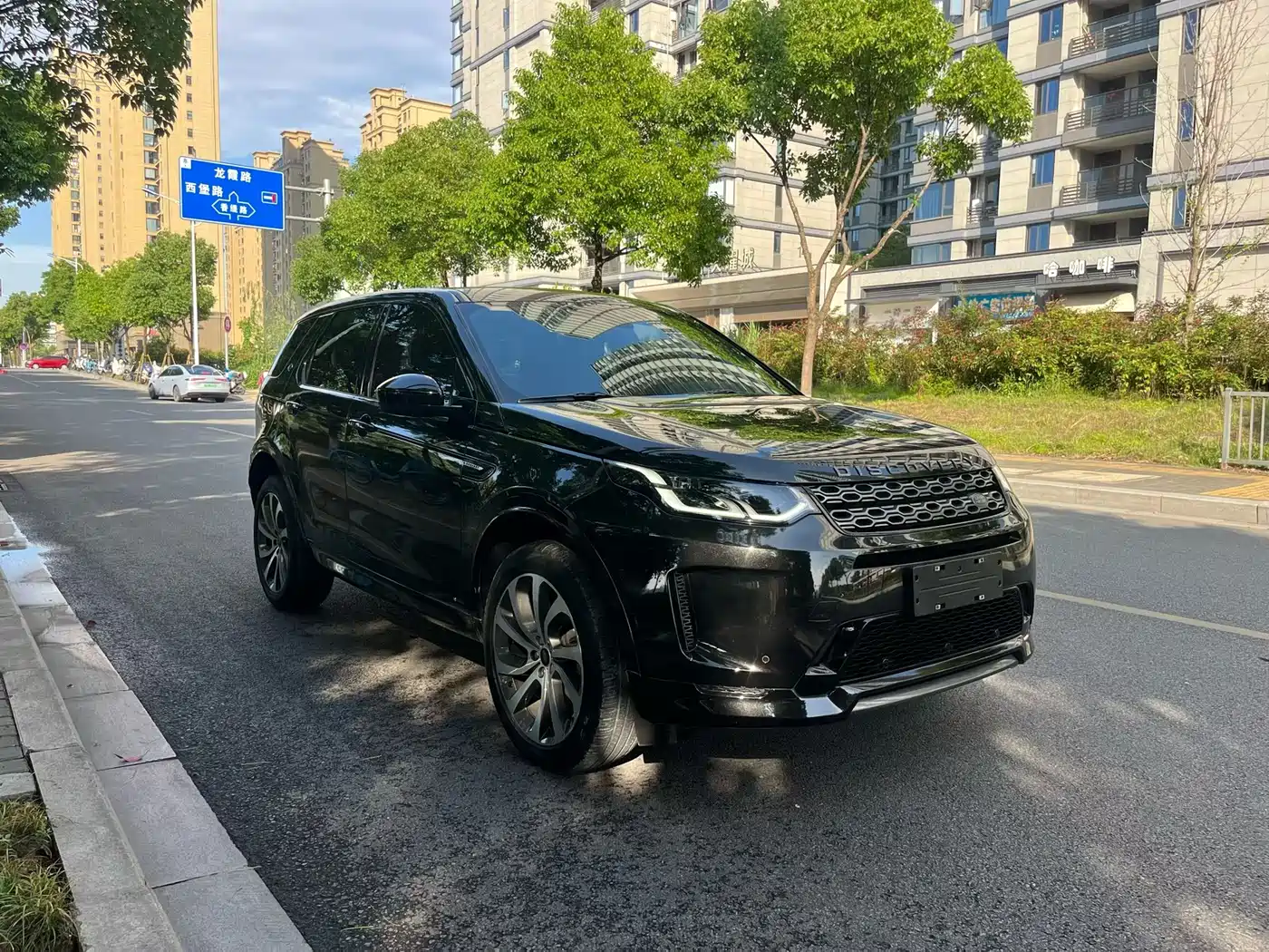 LAND ROVER DISCOVER SPORTS