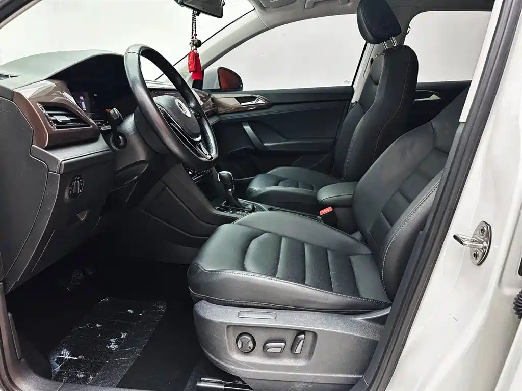 Volkswagen Tharu 2022 280TSI FWD Luxury Edition фото 19