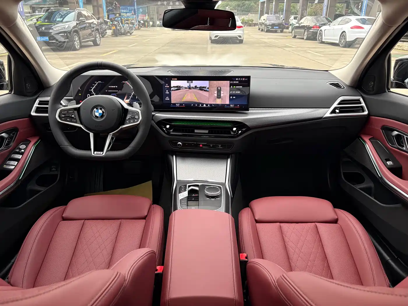 BMW 3 Series 2025 330Li M Sport Night Edition фото 8