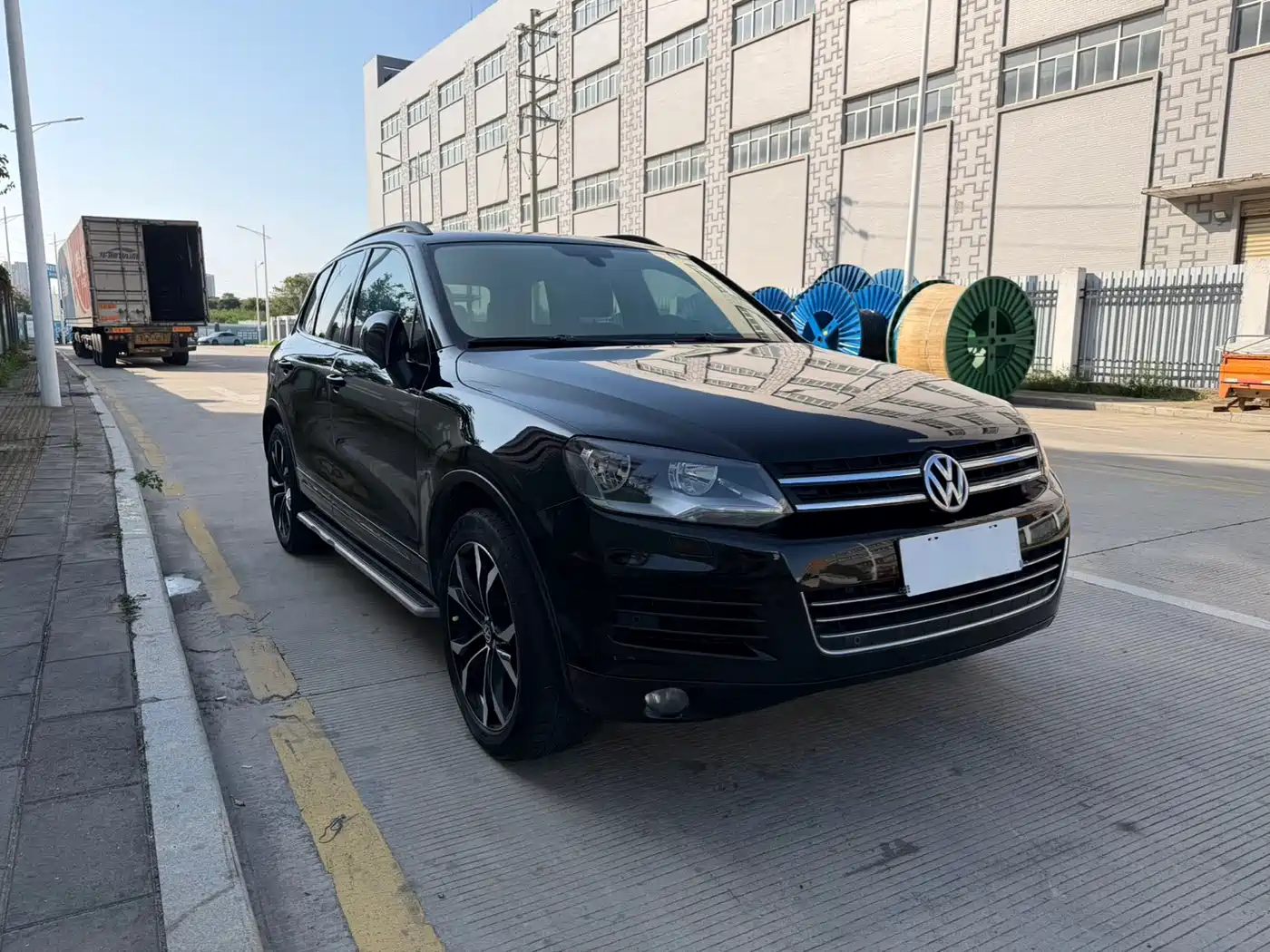 Volkswagen Touareg 2011 3.0TSI Comfort фото 3