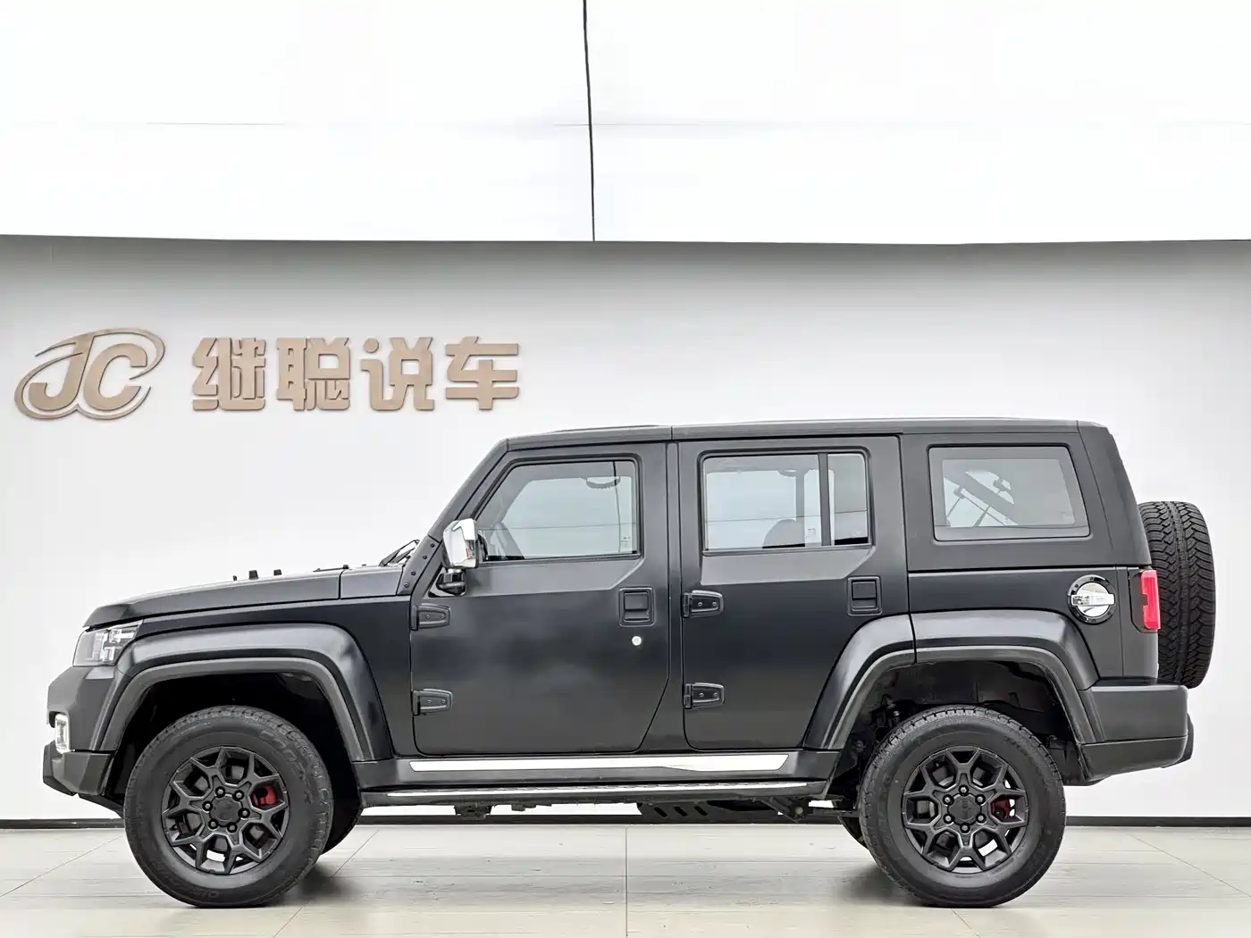 BAIC ORV Beijing Offroad BJ40 2021 2.0D Auto AWD Blade Hero Edition Knight Type фото 5