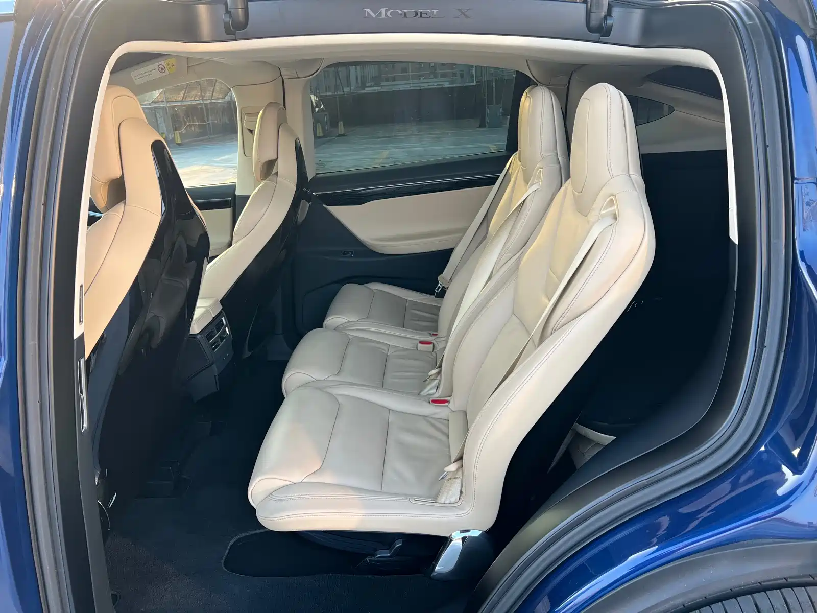 Фото 13 - Tesla Model X