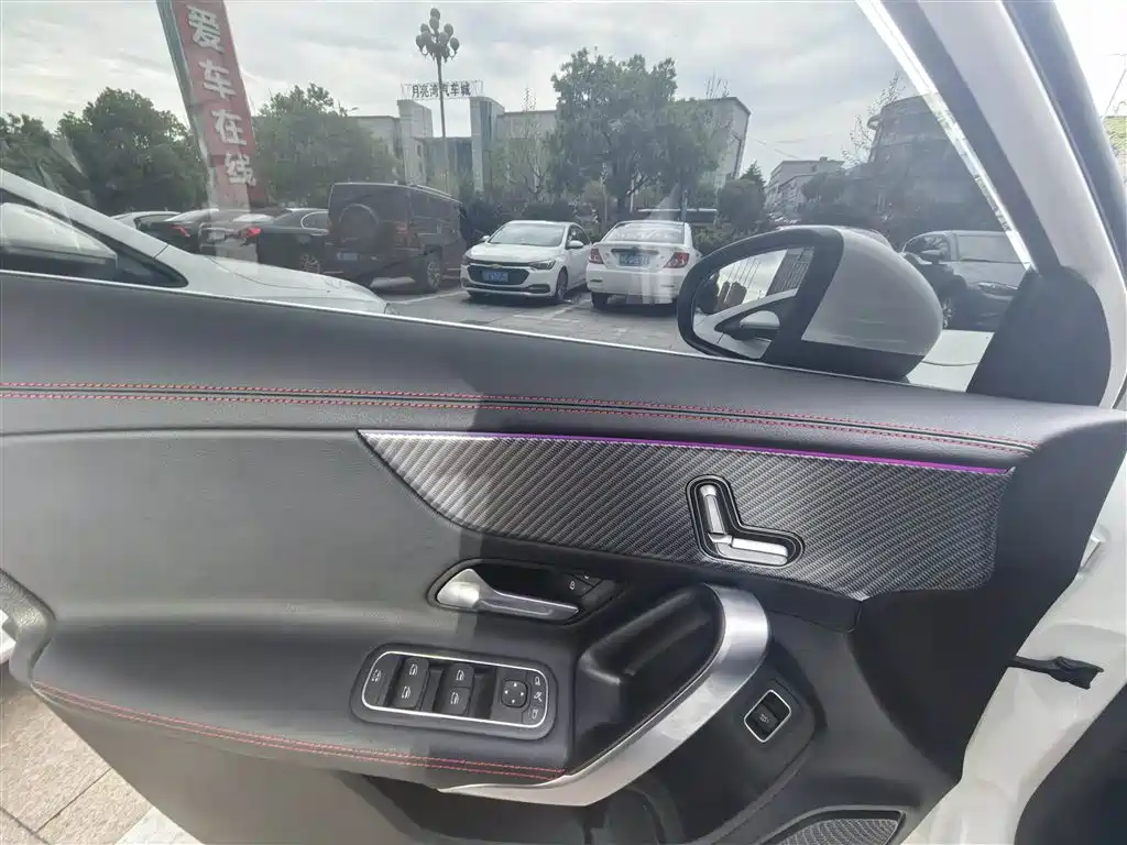 Mercedes-Benz A-Class 2023 A 200 L Fashion фото 12