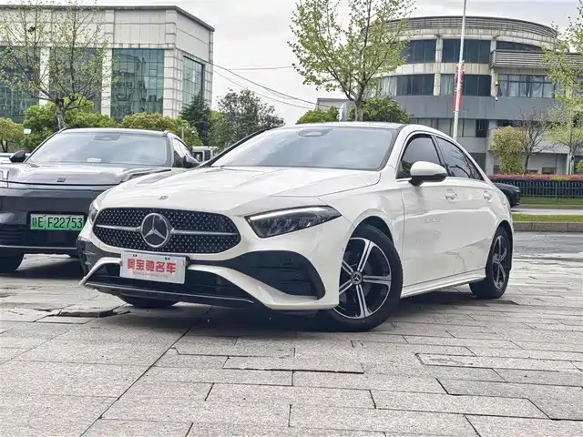 MERCEDES-BENZ A CLASS