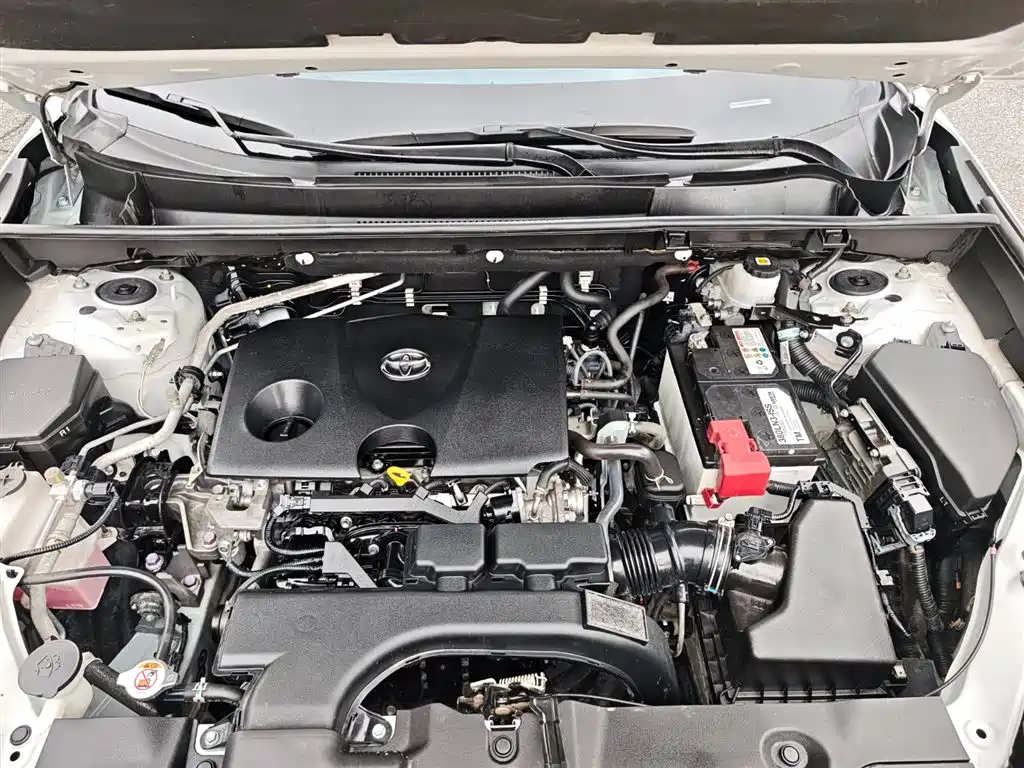 Toyota Wildlander 2022 2.0L CVT FWD Luxury PLUS Edition фото 30
