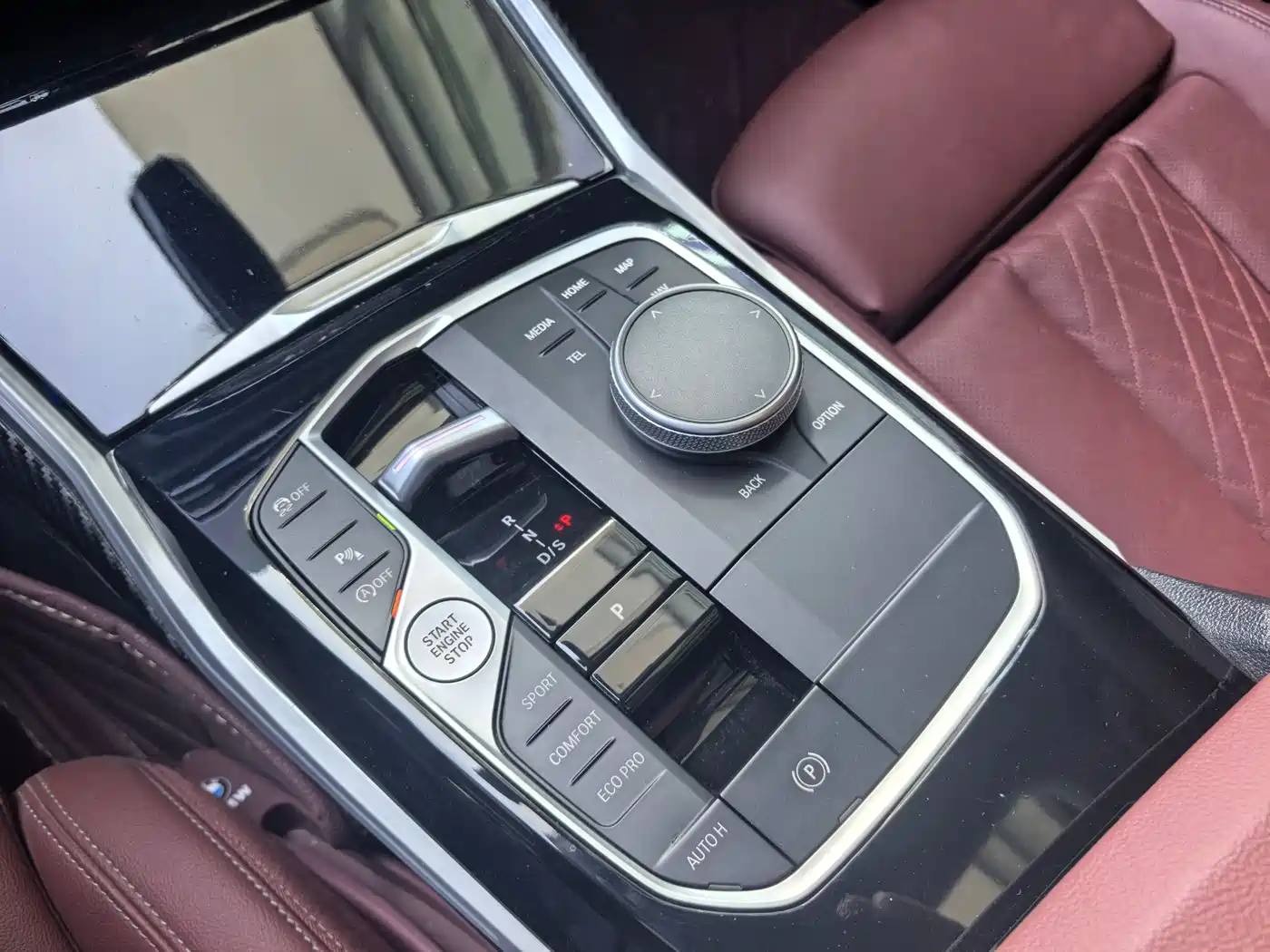 BMW 3 Series 2024 320Li M Sport Package фото 10
