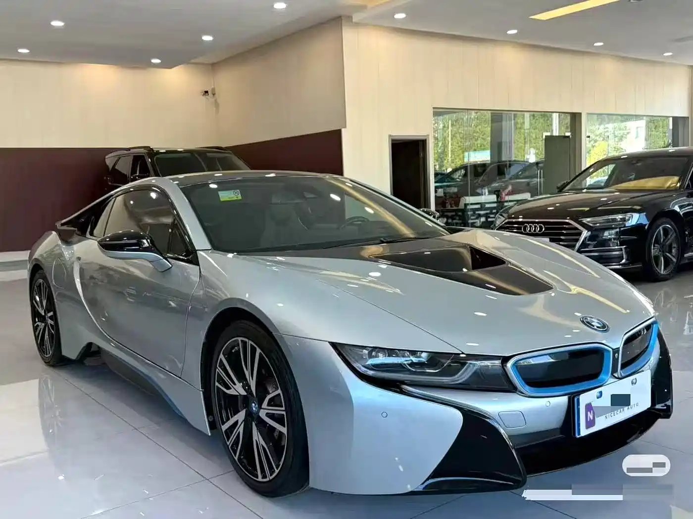 BMW i8 2014 Standard фото 2
