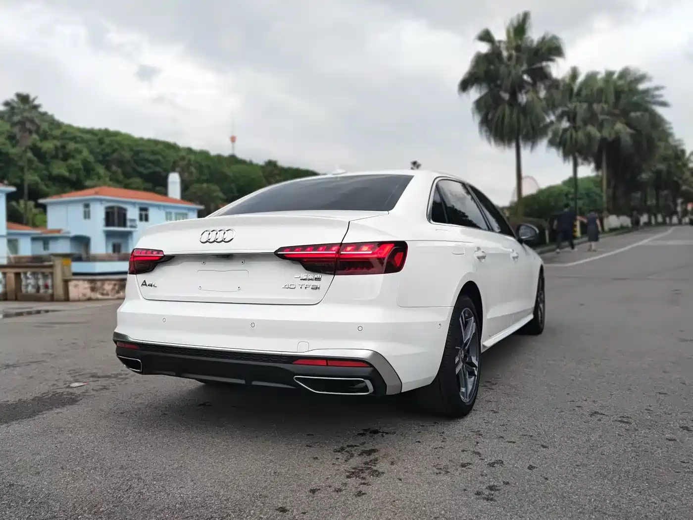 Audi A4L 2020 40 TFSI quattro Luxury Dynamic фото 16