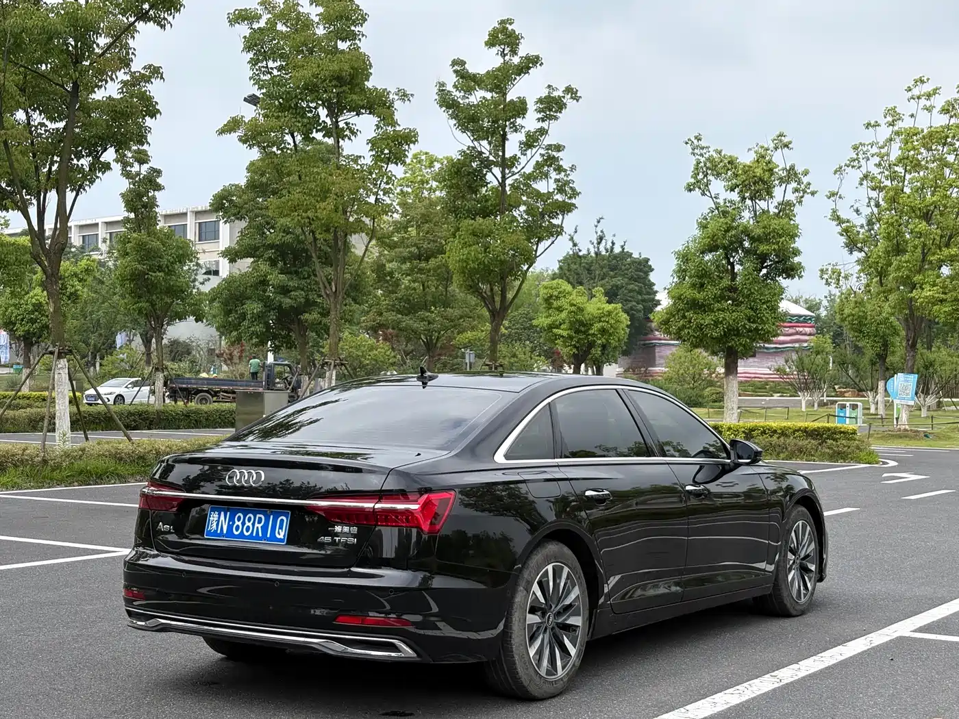 Audi A6L 2023 Facelift 45 TFSI Premium Dynamic фото 4