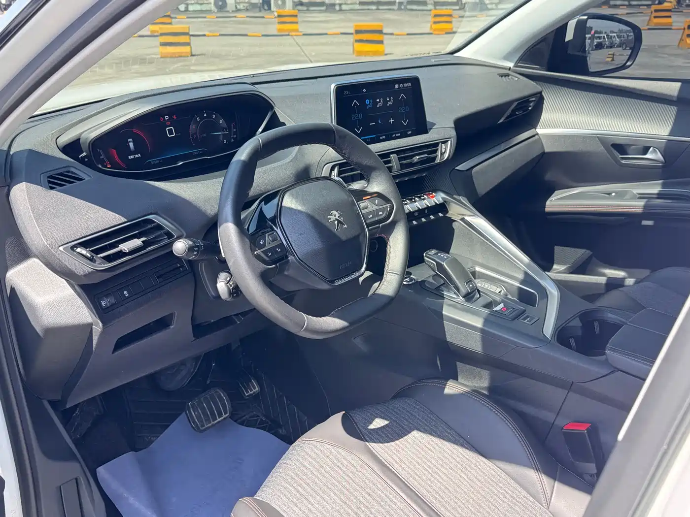 Peugeot 5008 2017 380THP 7-seat Elite Edition фото 13