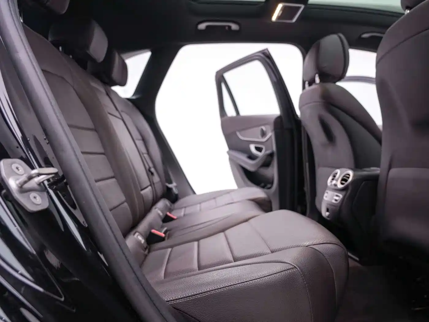 Mercedes-Benz GLC 2021 GLC 260 L 4MATIC Luxury фото 25