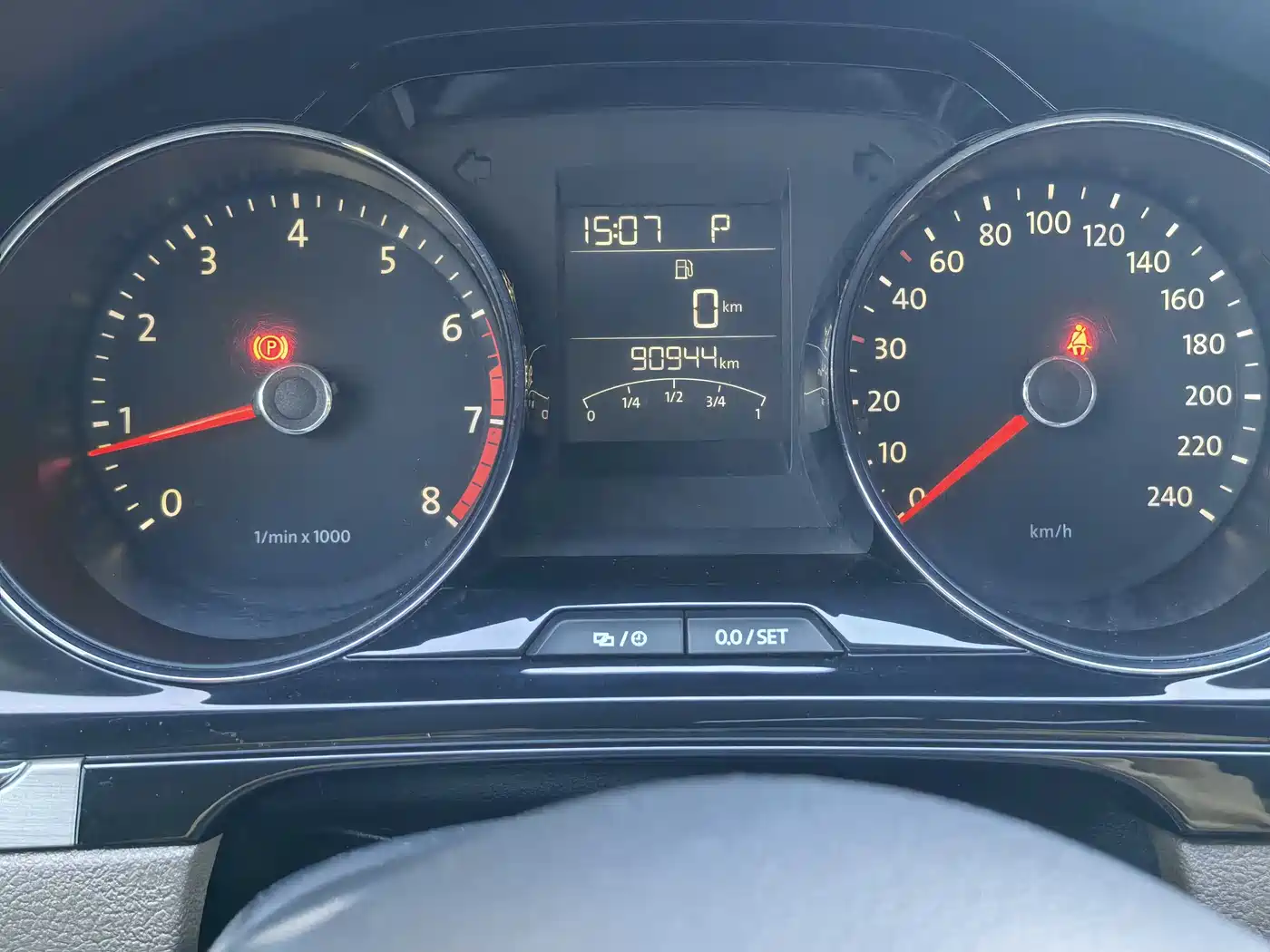 Volkswagen Bora 2013 1.6L Automatic Luxury Model фото 11