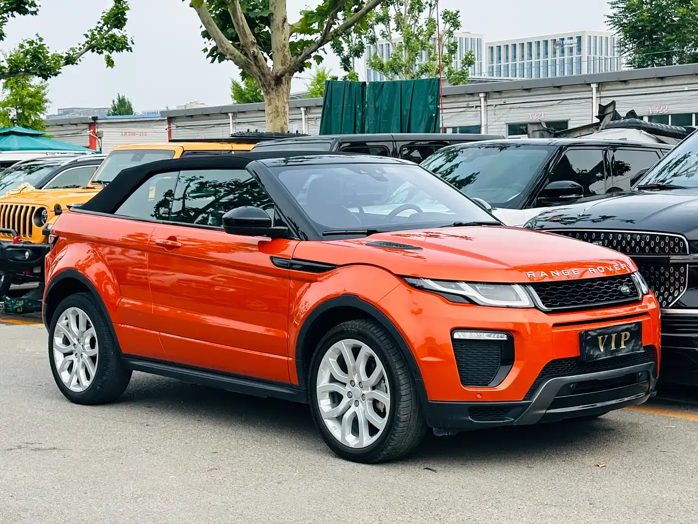 Land Rover Range Rover Evoque (Import) 2018 240PS HSE DYNAMIC Convertible фото 3