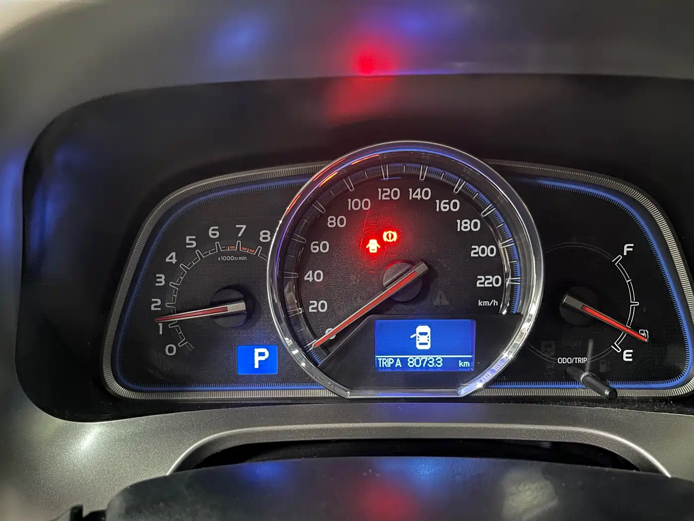 Toyota RAV4 Rongfang 2015 2.0L CVT 4WD Pioneer Edition фото 13