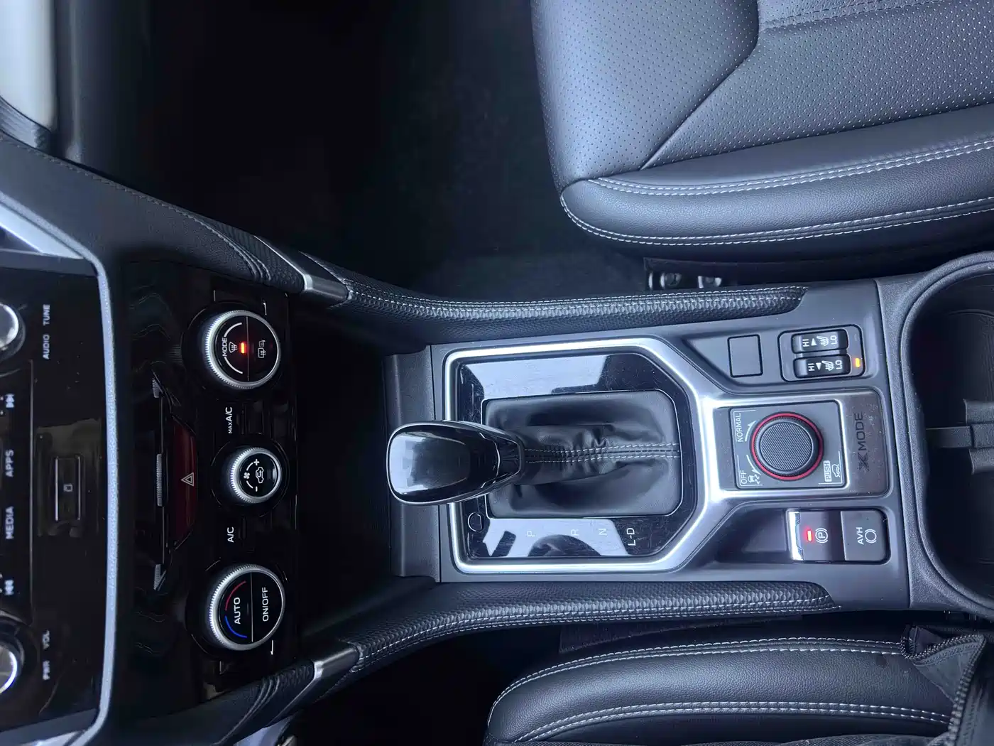Subaru Forester 2022 2.0i AWD Luxury Edition with EyeSight фото 16