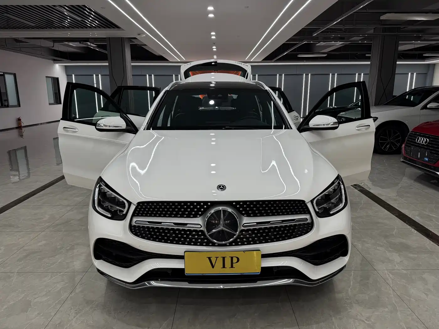 Mercedes-Benz GLC 2020 Facelift GLC 300 L 4MATIC Dynamic фото 18