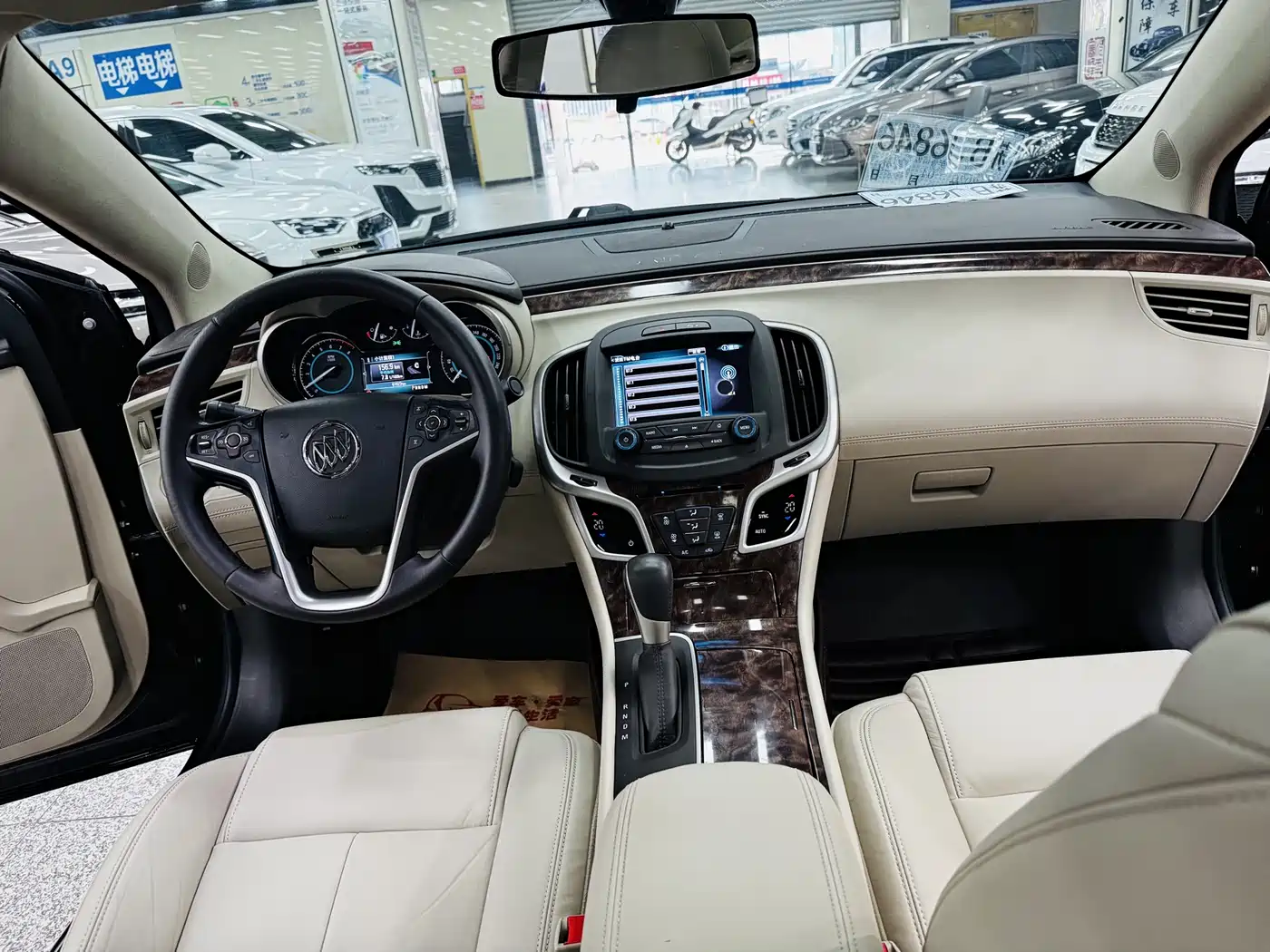 Buick LaCrosse 2013 2.4L SIDI Leading Comfort фото 11