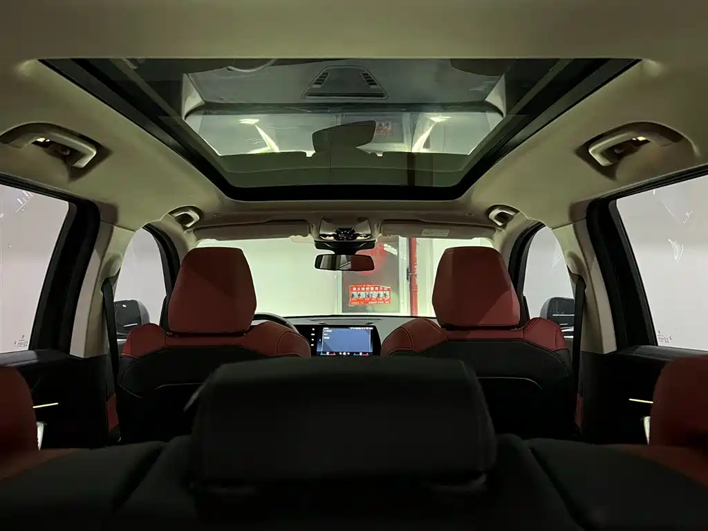 BMW X1 2023 sDrive20Li X Design Package фото 14