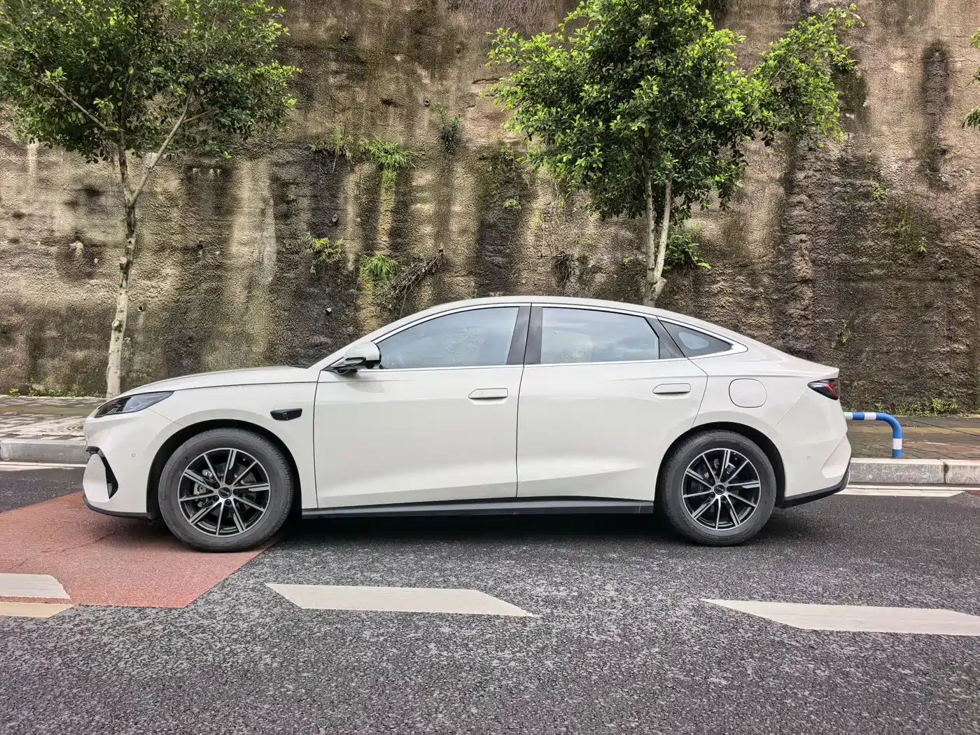 BYD SEAL 06 NEW ENERGY