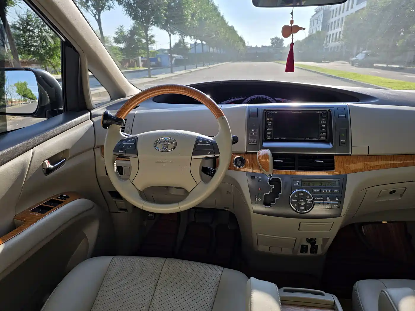 Toyota Previa 2010 2006 Model 2.4L 7-Seater Luxury Edition