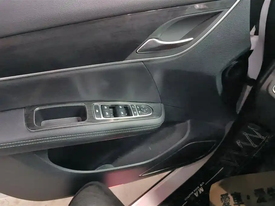 BYD Song MAX 2017 1.5T Auto Smart Elite 7-Seater фото 7
