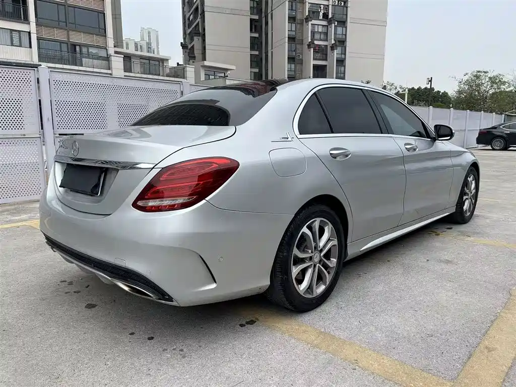 Mercedes-Benz C-Class 2015 Facelift C 200 L Sport фото 9