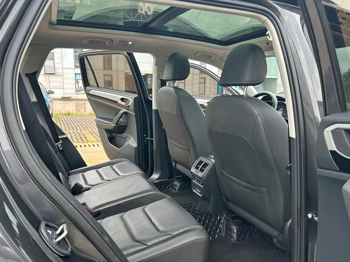 Volkswagen Tayron 2019 Expedition 280TSI 2WD Luxury (China VI) фото 8