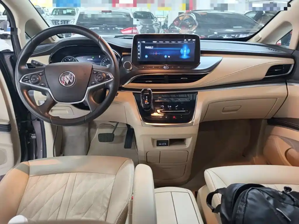 BUICK GL8