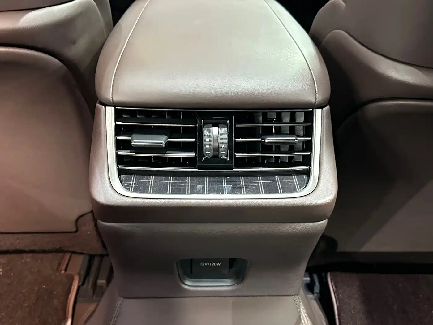 Lexus LS 2020 500h Luxury (China VI) фото 28