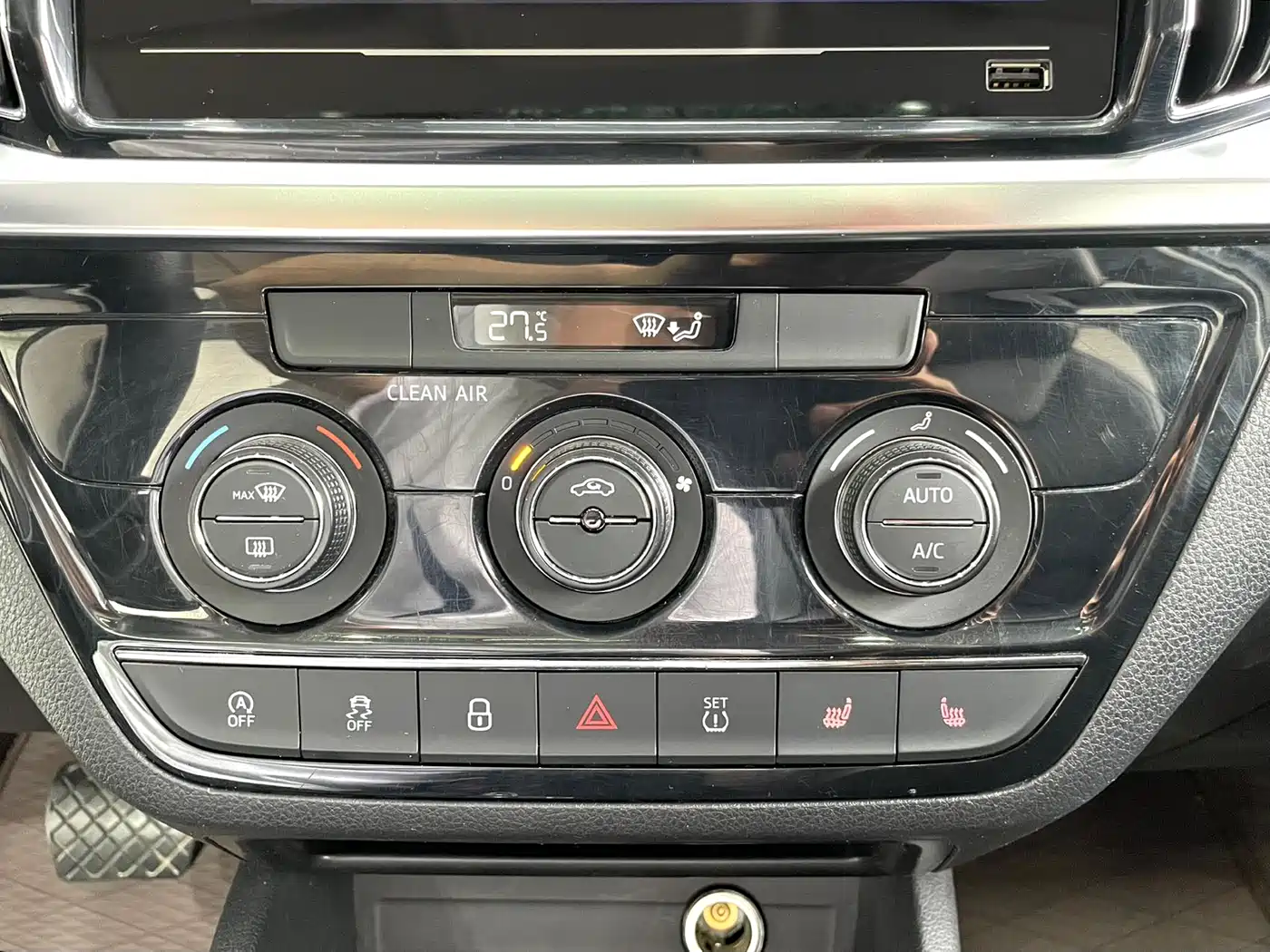 SKODA KOMICK