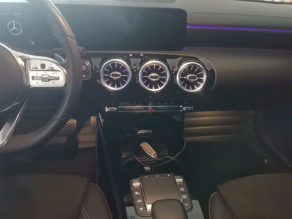 MERCEDES-BENZ CLASS A