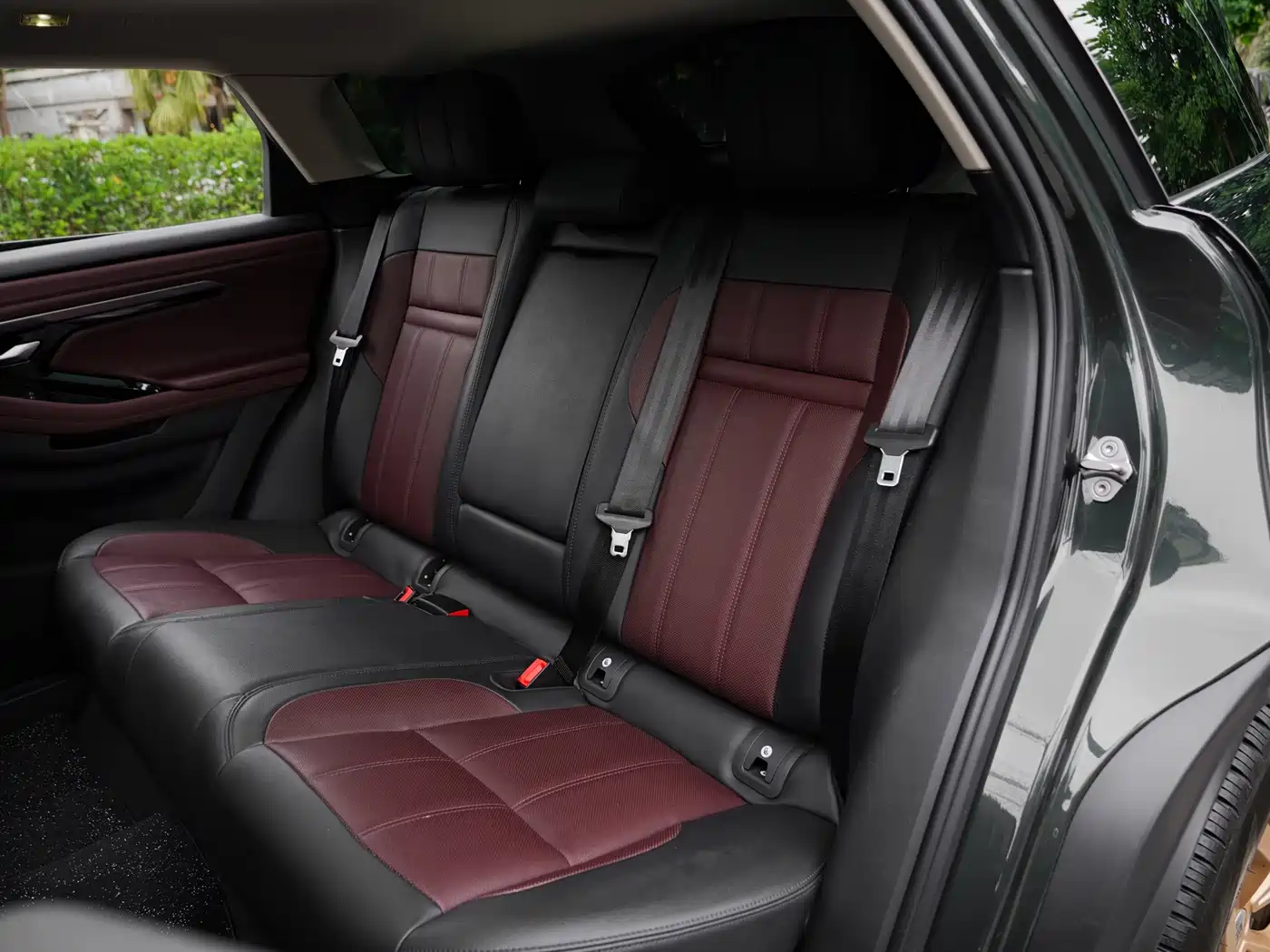 Land Rover Range Rover Evoque 2023 Range Rover Evoque L 249PS Luxury Edition фото 11