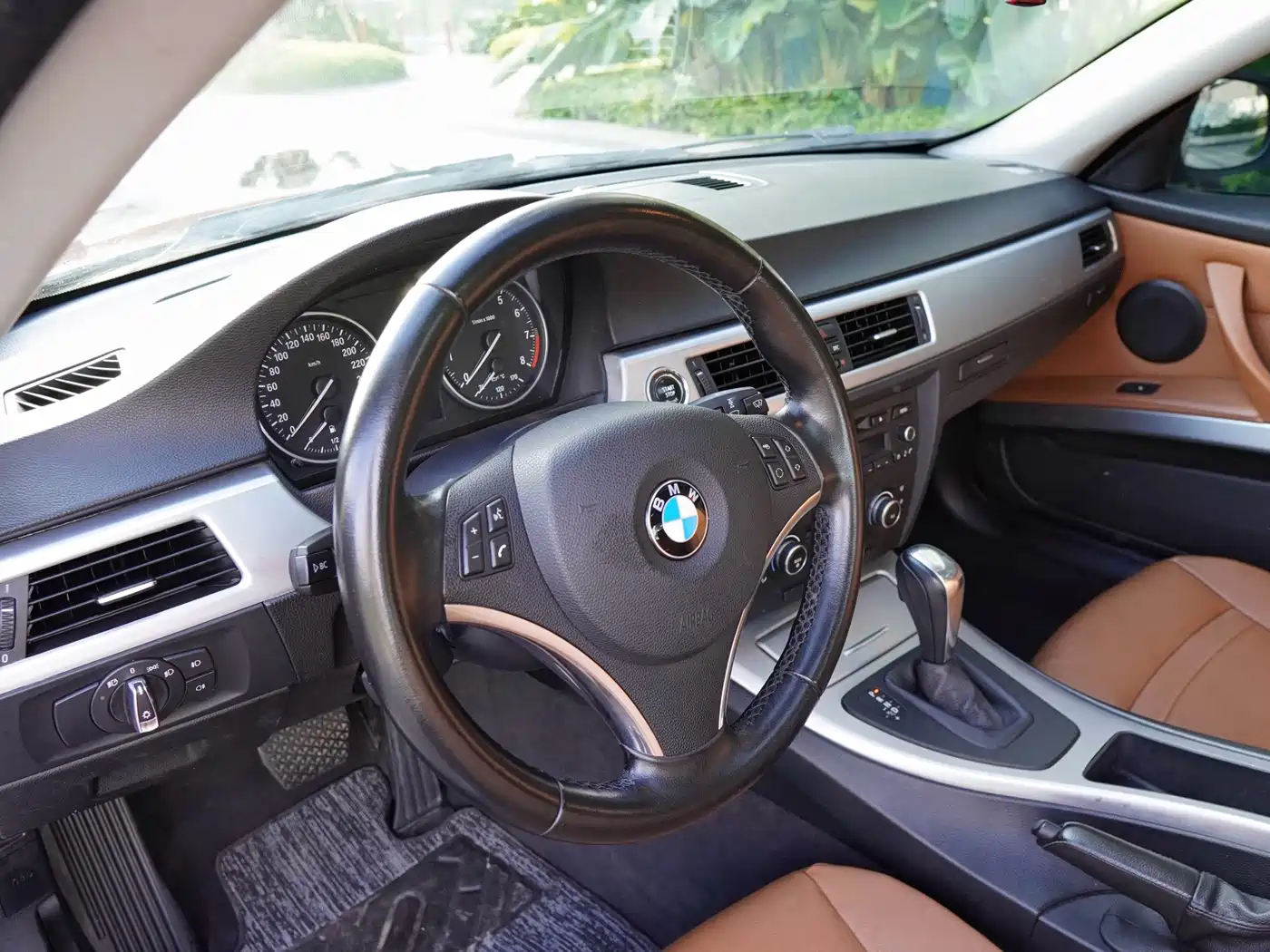 BMW 3 Series (Import) 2010 2011 325i Coupe