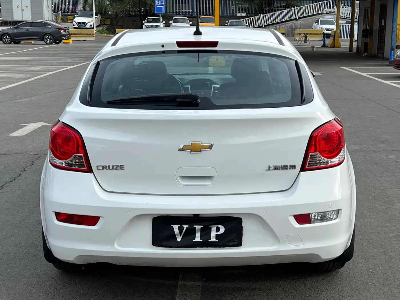 Chevrolet Cruze 2013 Hatchback 1.6L Automatic Luxury фото 7