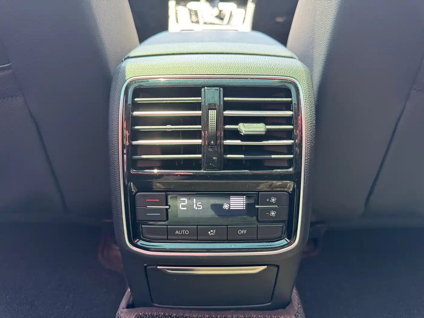 Volkswagen Magotan 2017 380TSI DSG Luxury фото 12