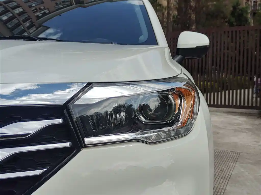 GAC Trumpchi Trumpchi GS4 2017 235T Automatic 2WD Luxury Smart Connected Edition фото 17
