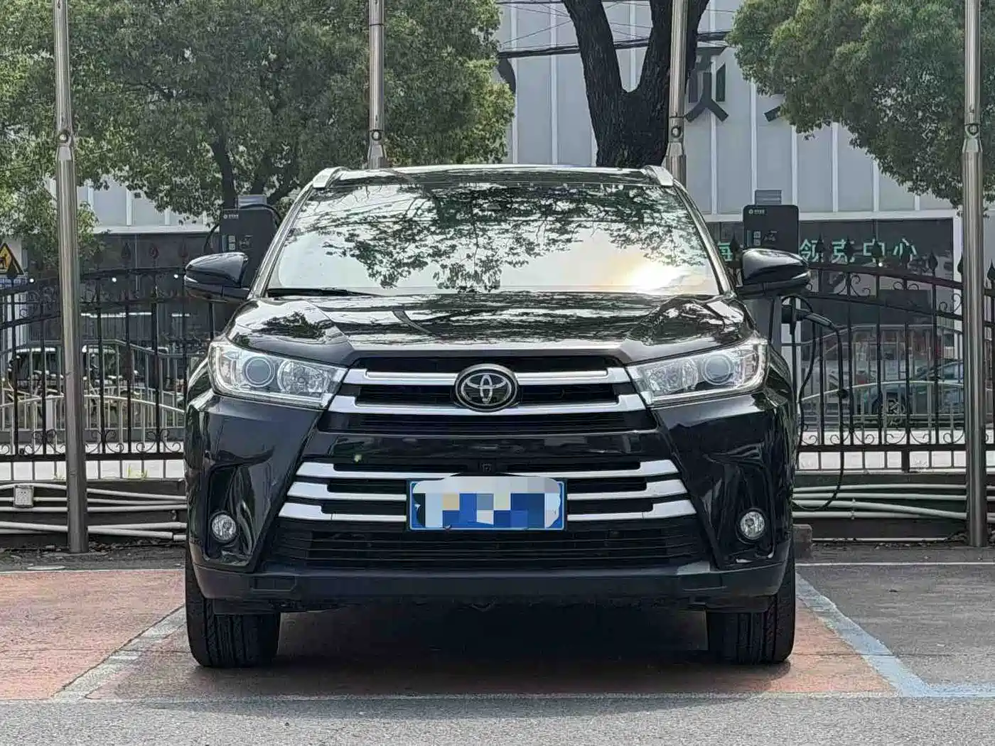 Toyota Highlander 2018 2.0T 4WD Luxury 7-seater China VI фото 2