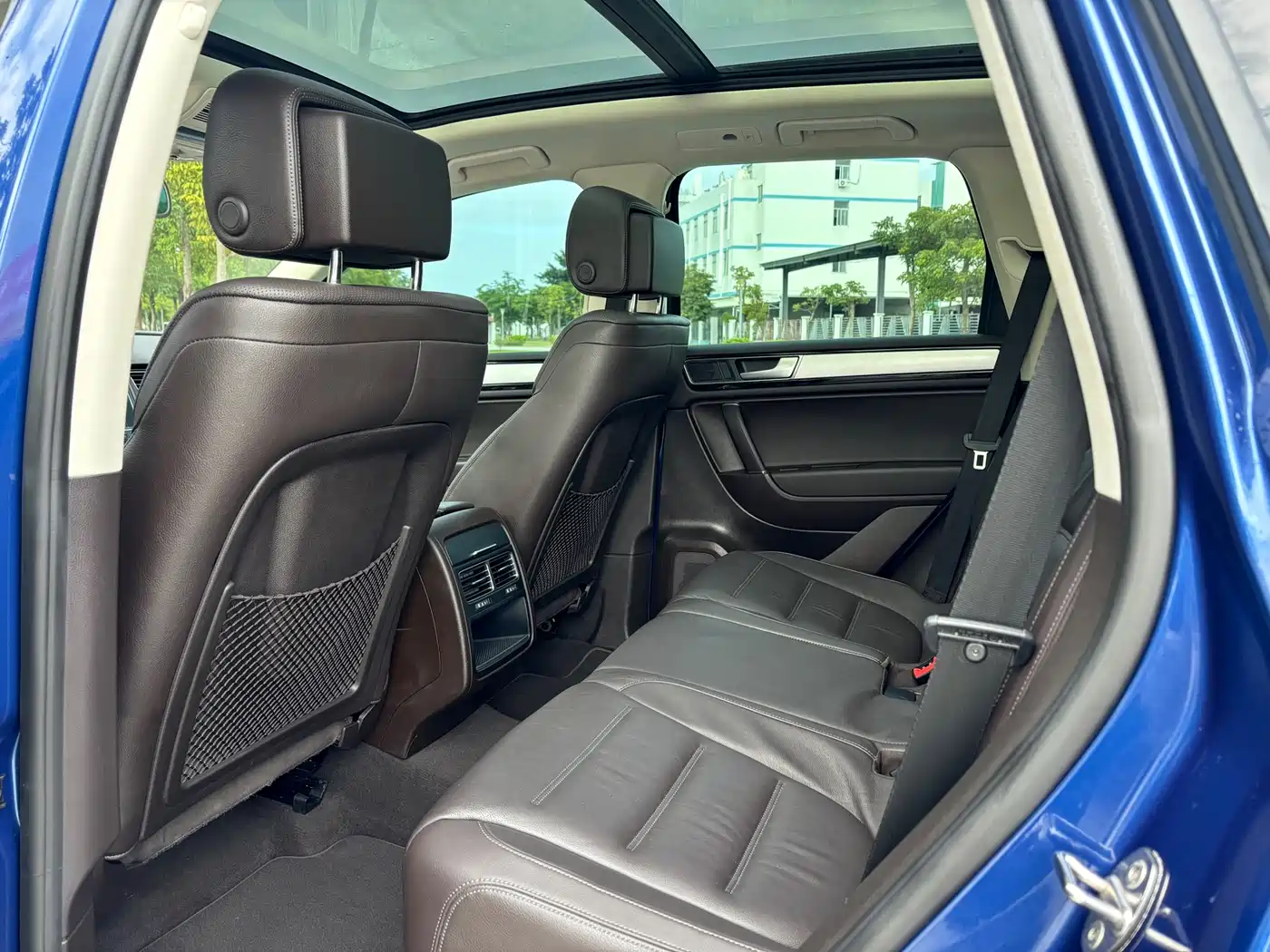 Volkswagen Touareg 2017 3.0TSI Explorer Edition фото 12