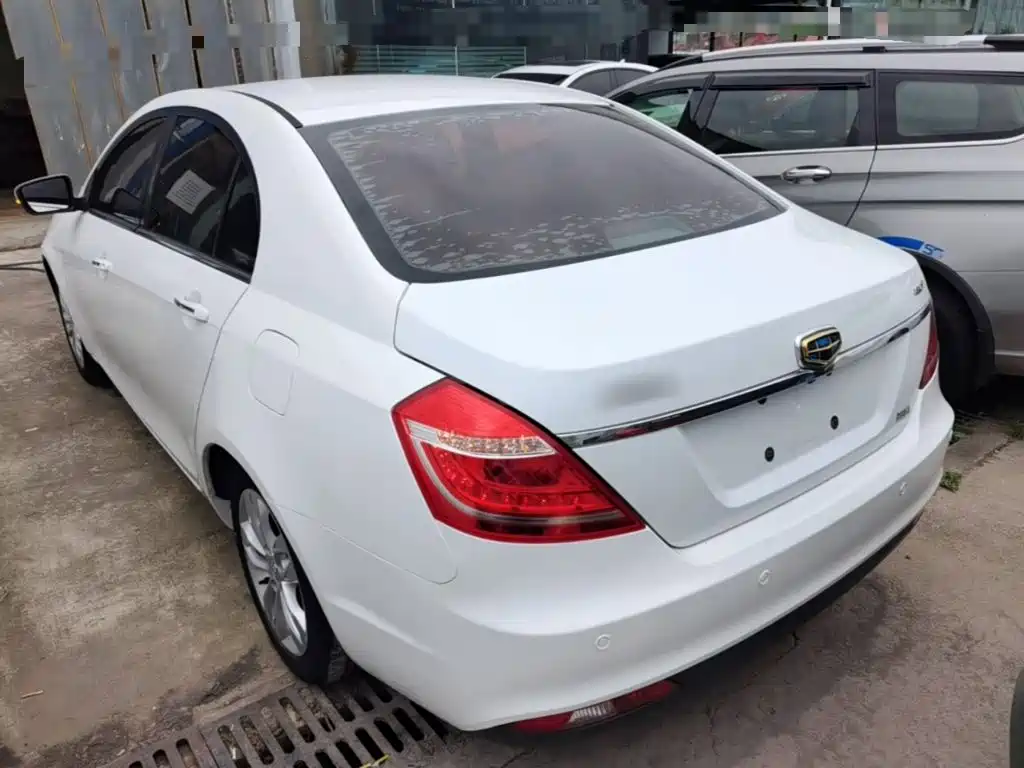 Geely Emgrand 2015 2015 Sedan 1.5L CVT Upward Edition