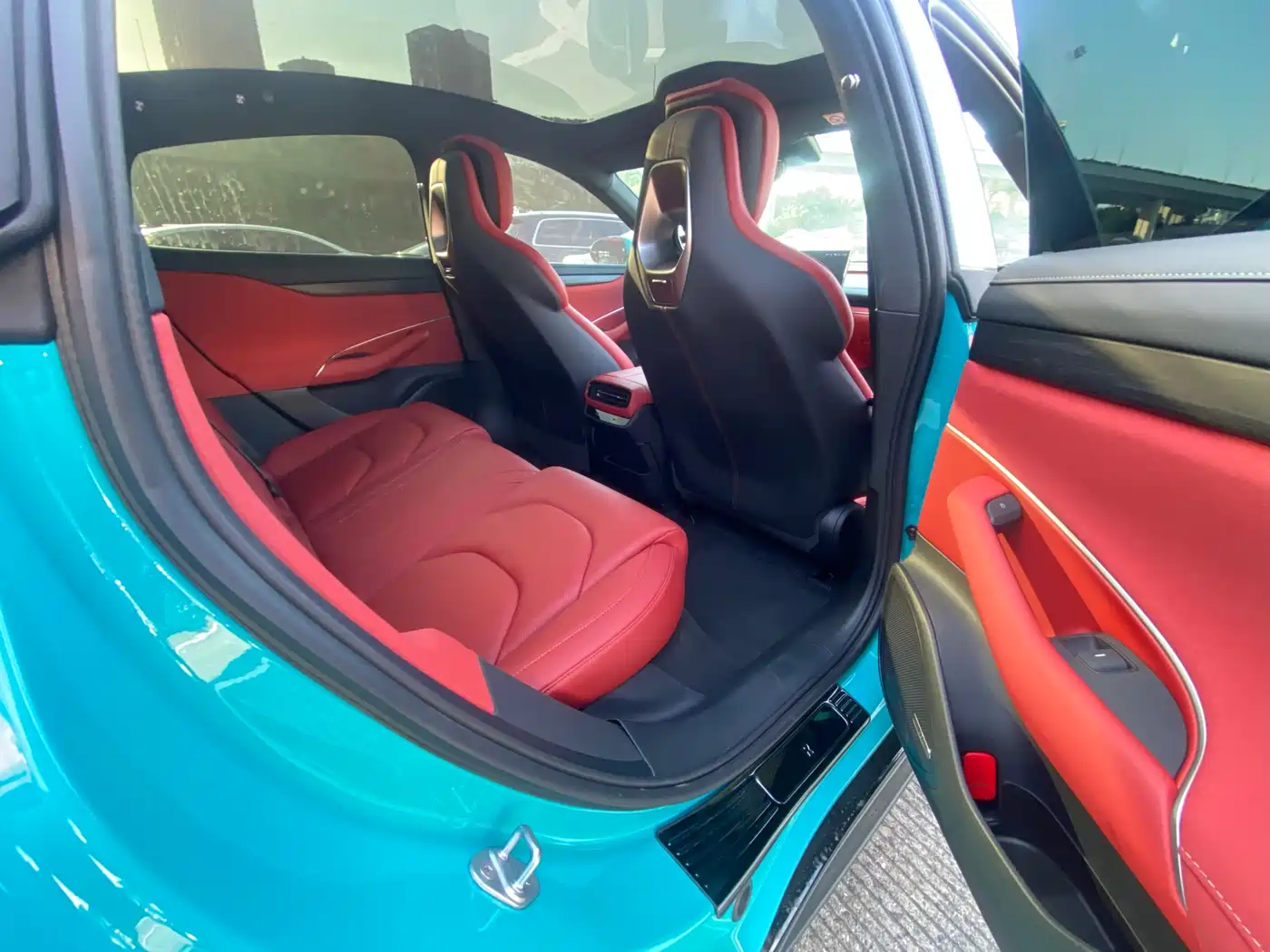 Xiaomi Auto Xiaomi SU7 2024 RWD Ultra Long Range Advanced Smart Driving Pro Edition фото 17