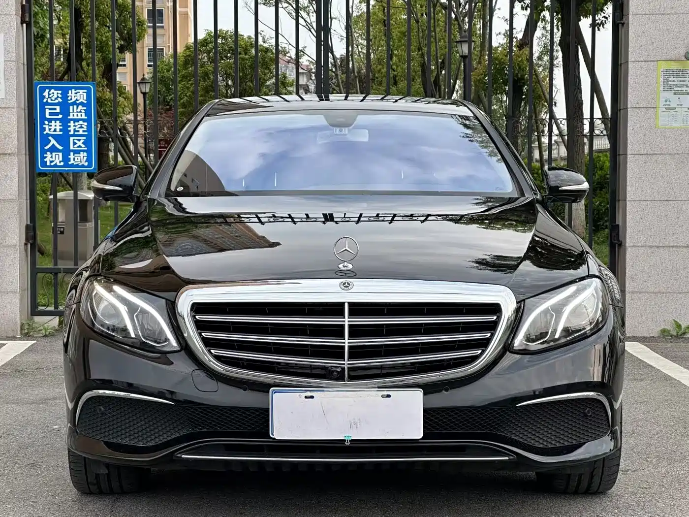Mercedes-Benz E-Class 2020 E 300 L Fashion фото 2