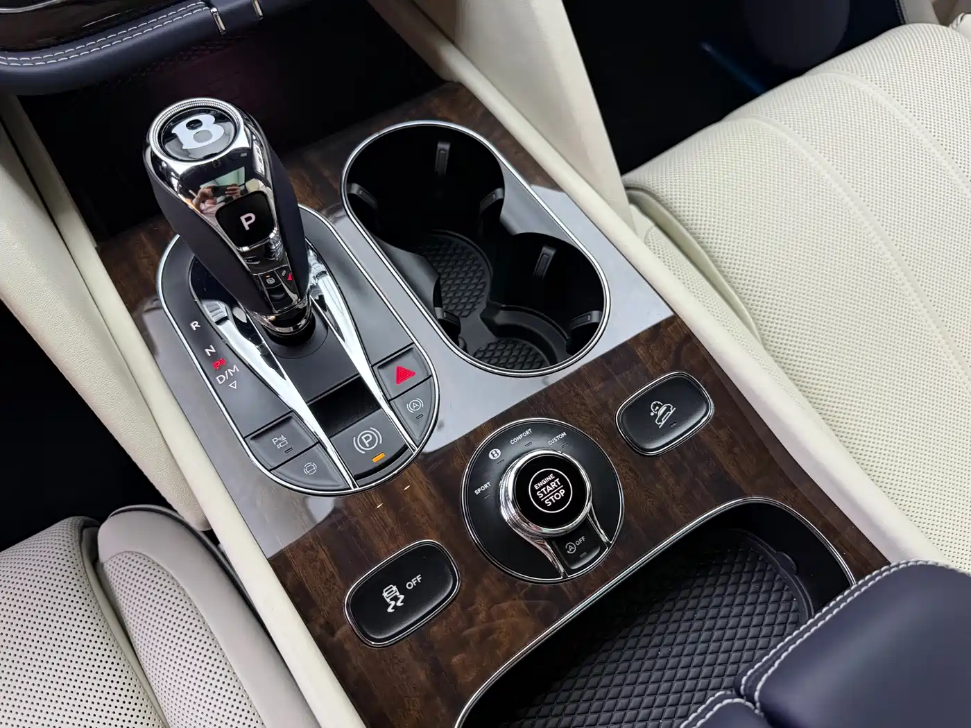 Bentley Bentayga 2025 2024 4.0T V8 Long Wheelbase Yadu Edition