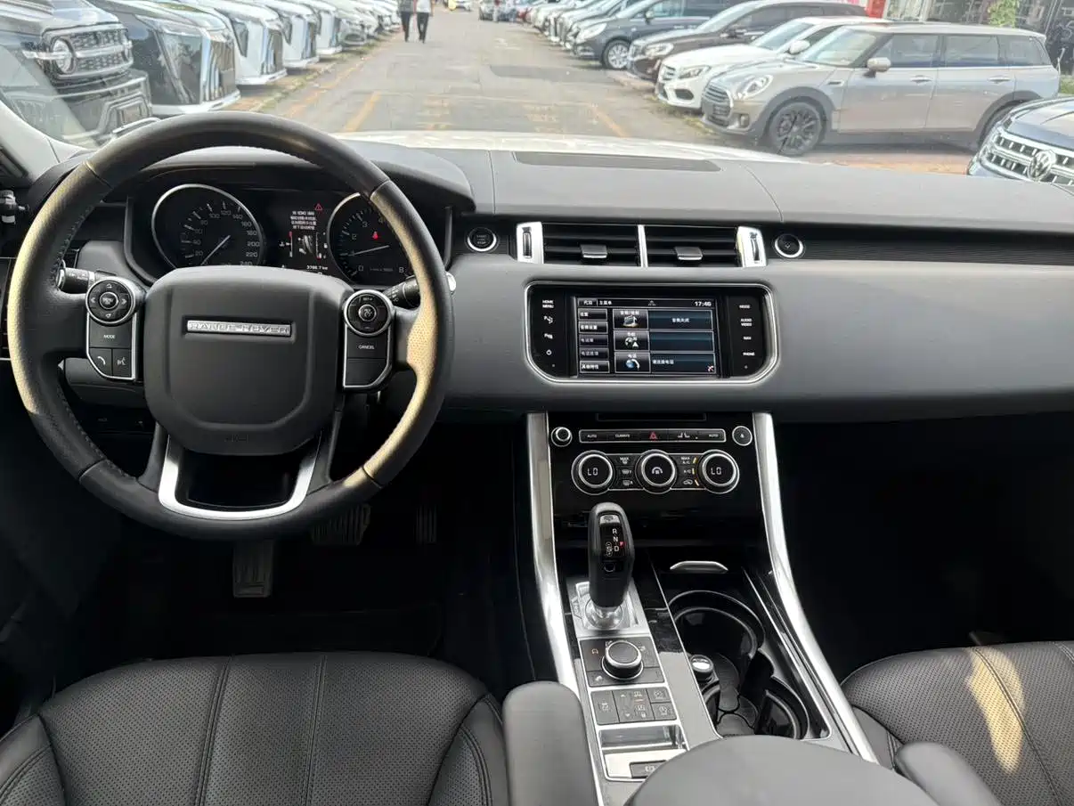 Land Rover Range Rover Sport 2014 3.0 SC V6 HSE фото 8