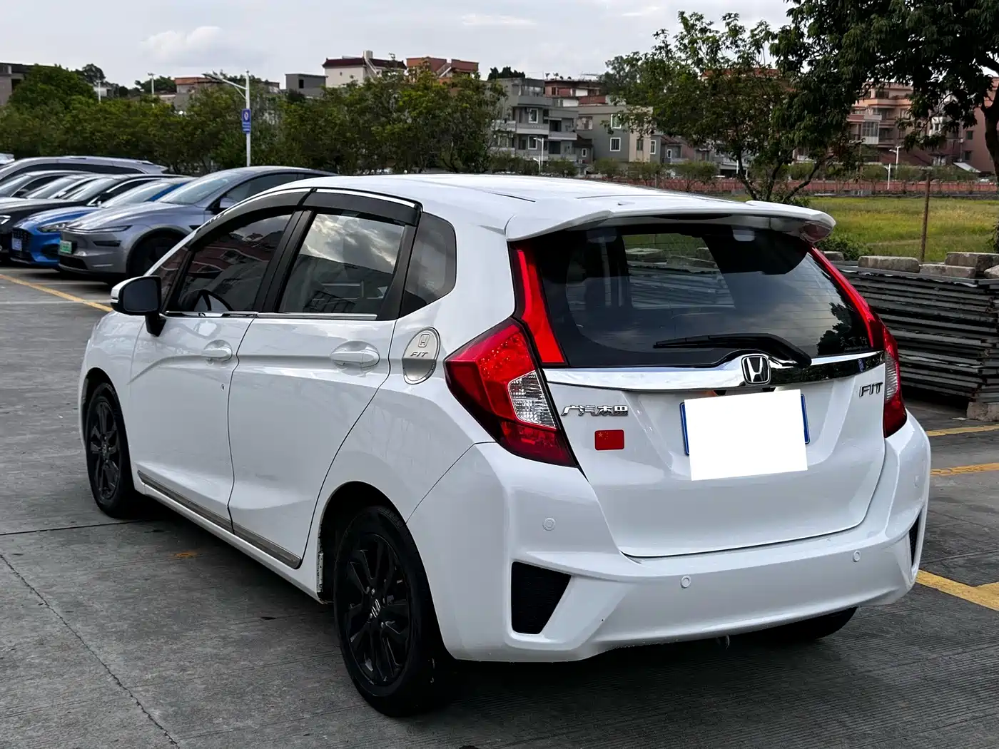 Фото 4 - Honda Fit