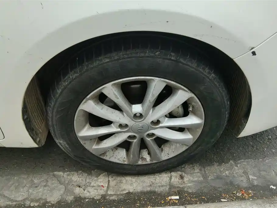 Kia K3 2016 1.6L Automatic GL фото 6